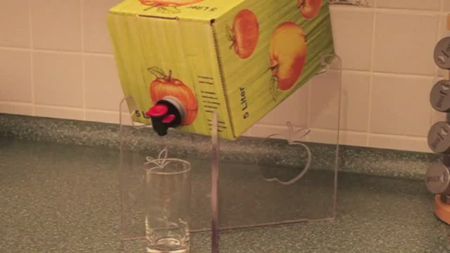 Zapfhilfe für Saftbeutel